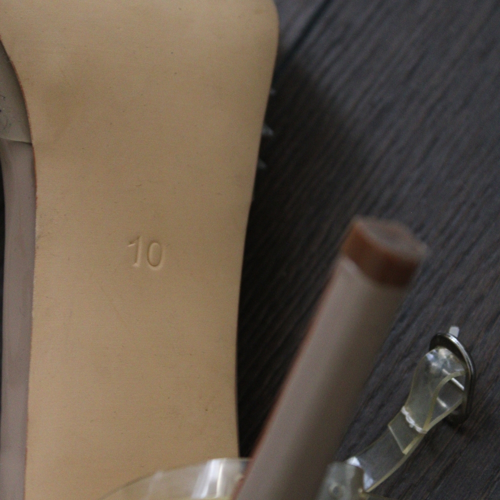 Azalea Wang Studded Beige Womens Heels - Picture 8 of 8